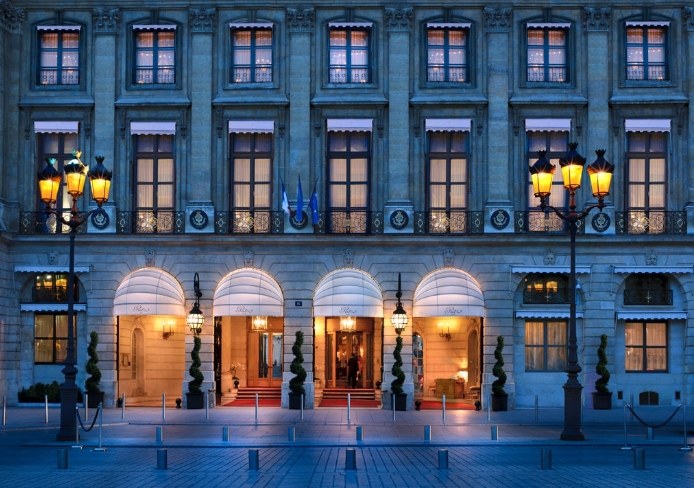 Top Hotels Near the Louvre Museum